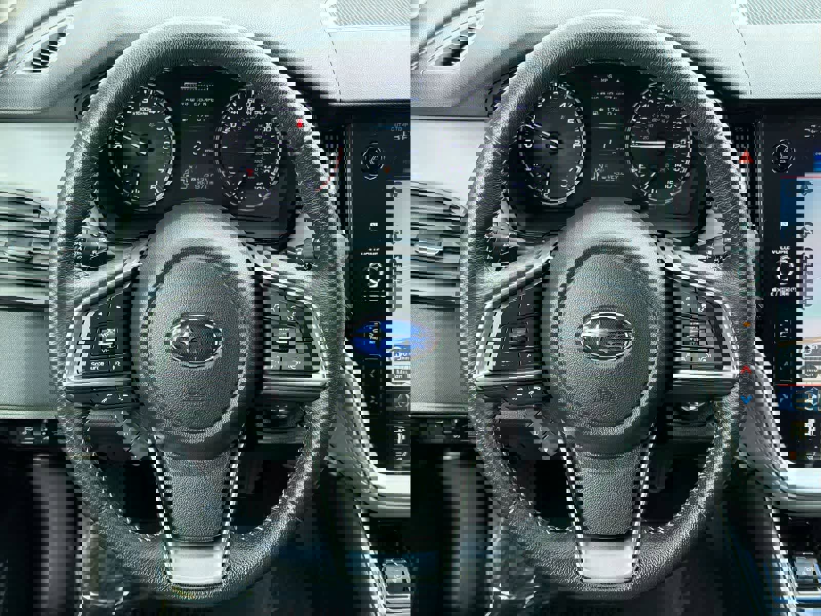 Used 2020 Subaru Outback Premium image 23