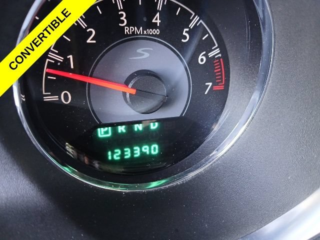 Used 2012 Chrysler 200 S FWD image 23