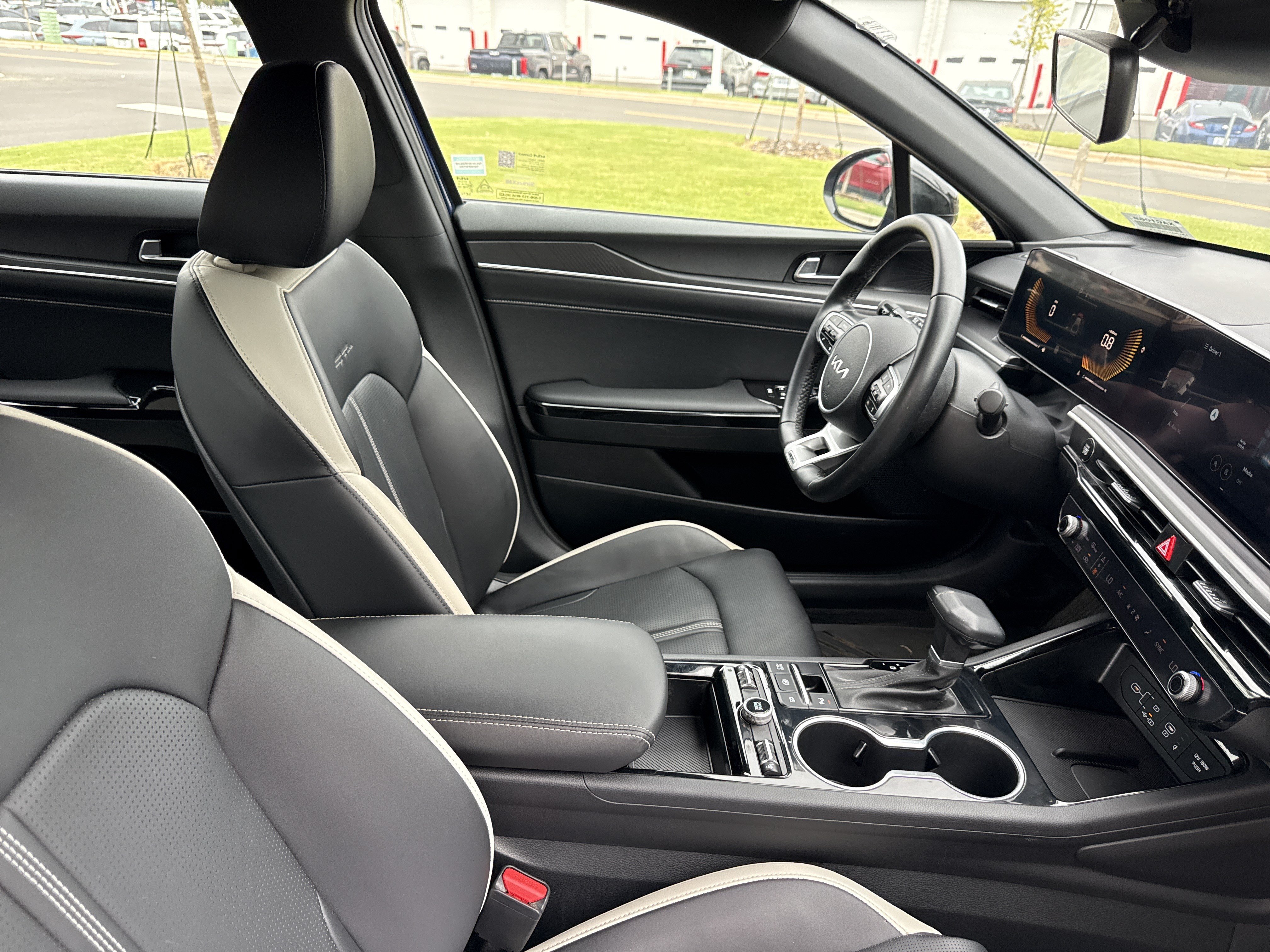 Used 2026 Kia K5 GT-Line w/ GT-Line Premium Package FWD image 33