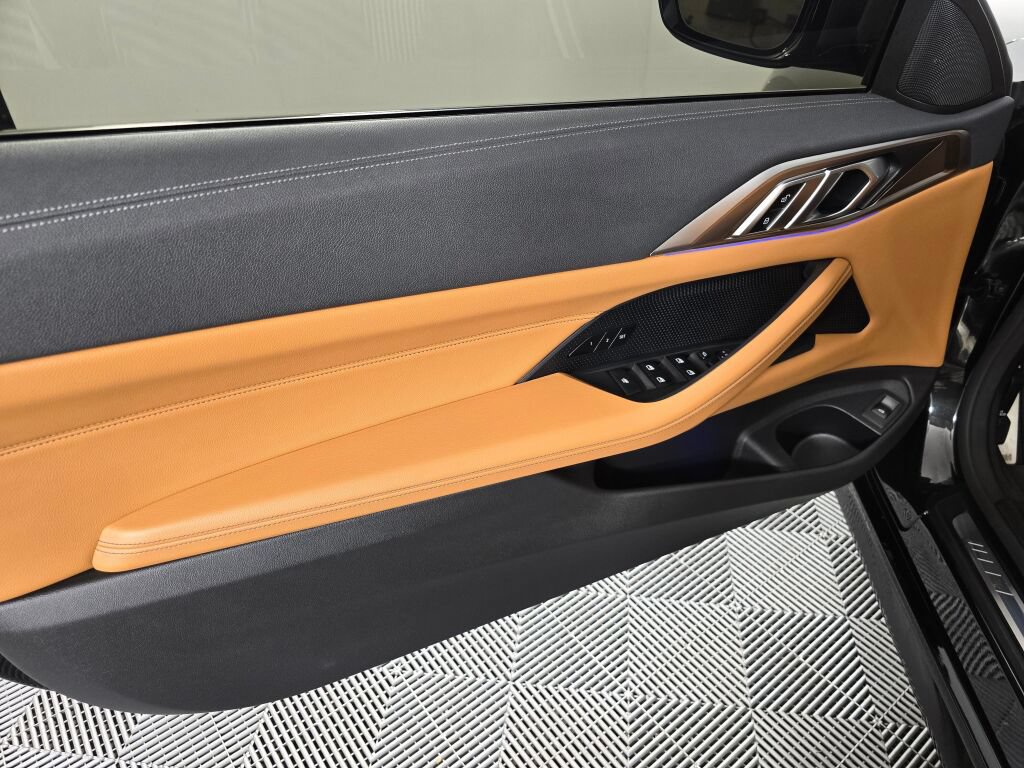 Used 2021 BMW M440i Convertible w/ Premium Package RWD image 19