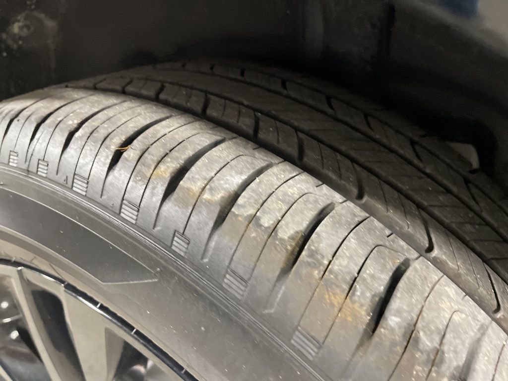 Used 2024 Buick Encore GX Sport Touring w/ Comfort Package image 42