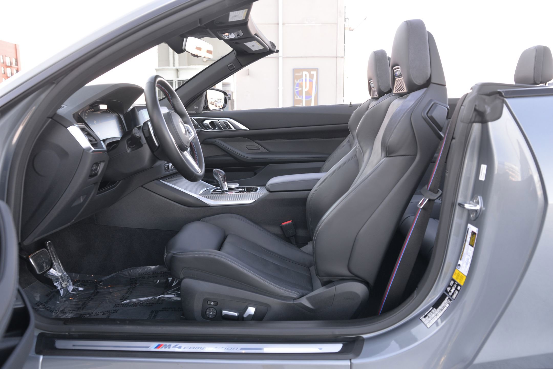 Used 2022 BMW M4 xDrive Competition image 5