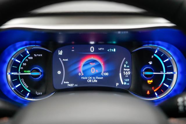 Used 2025 Chrysler Pacifica Pinnacle image 27