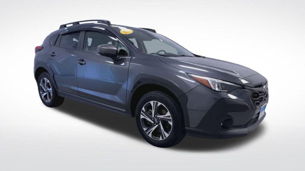 Used 2024 Subaru Crosstrek 2.0i Premium AWD/4WD image 2