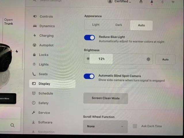 Used 2023 Tesla Model Y Performance image 37