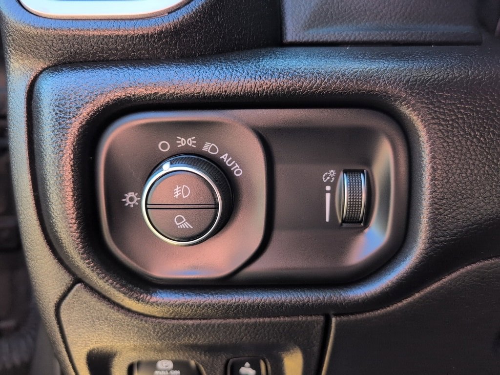 Used 2022 RAM 1500 Big Horn image 24