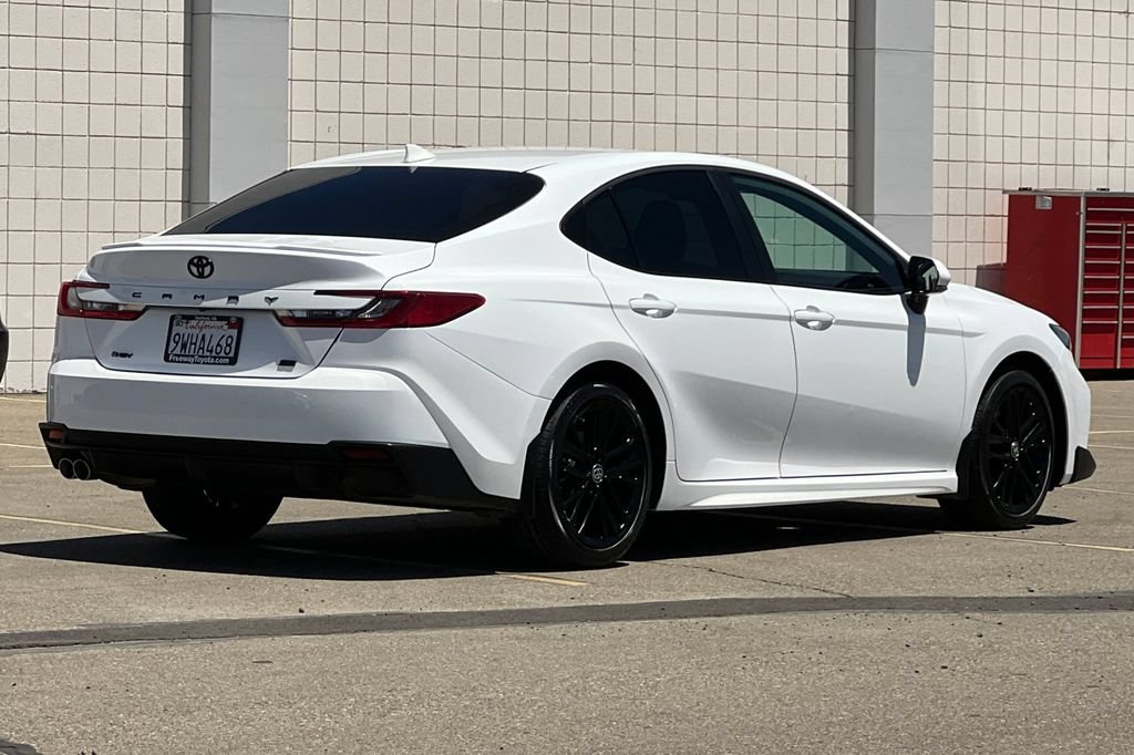 Certified 2026 Toyota Camry SE FWD image 5