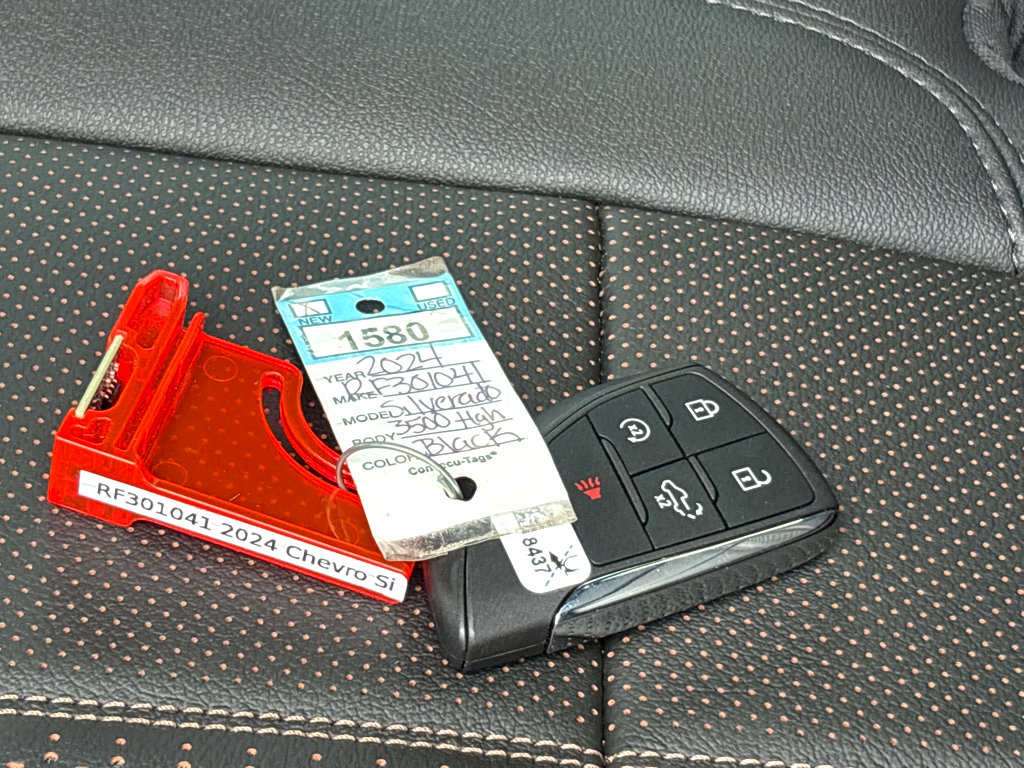 New 2024 Chevrolet Silverado 3500 High Country w/ Technology Package image 28