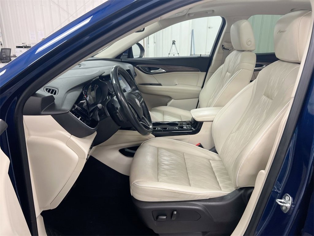 Used 2022 Buick Envision Avenir w/ Safety Package image 19