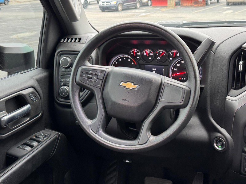 Certified 2024 Chevrolet Silverado 2500 Custom w/ Custom Value Package image 12