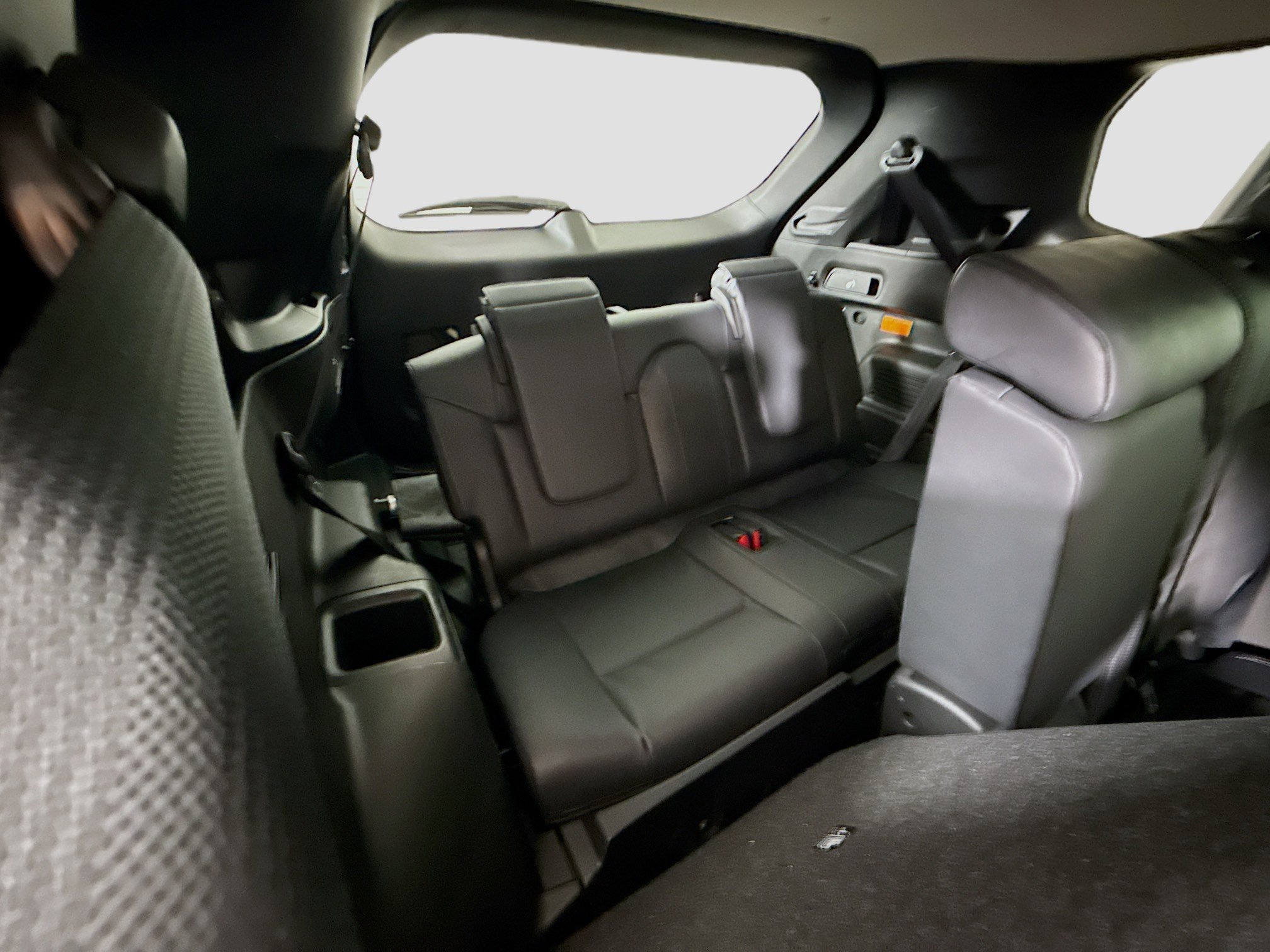 Used 2023 Mitsubishi Outlander SE image 41