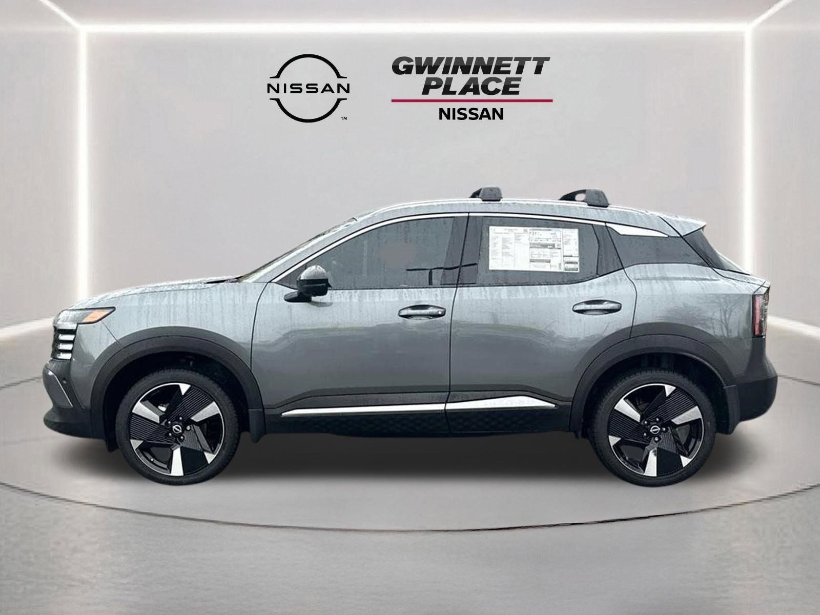 New 2026 Nissan Kicks SR w/ Cold Weather Package image 8