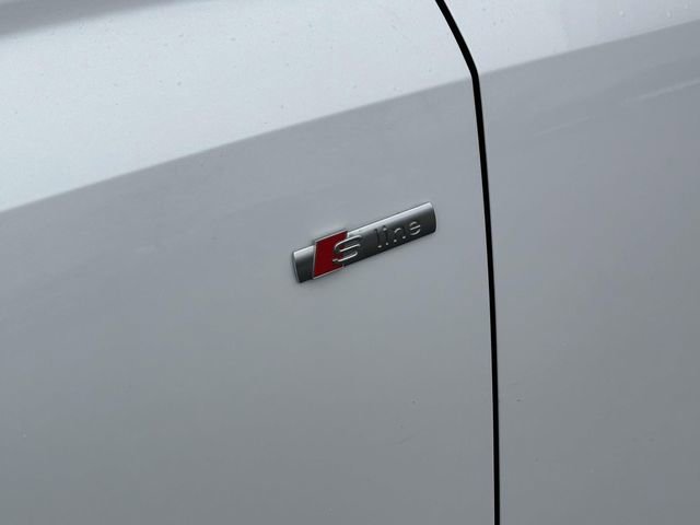 Certified 2025 Audi Q3 2.0T Premium w/ Convenience Package image 11