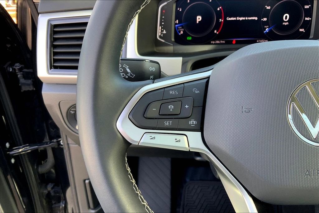 Used 2023 Volkswagen Atlas SE w/ Panoramic Sunroof Package image 18