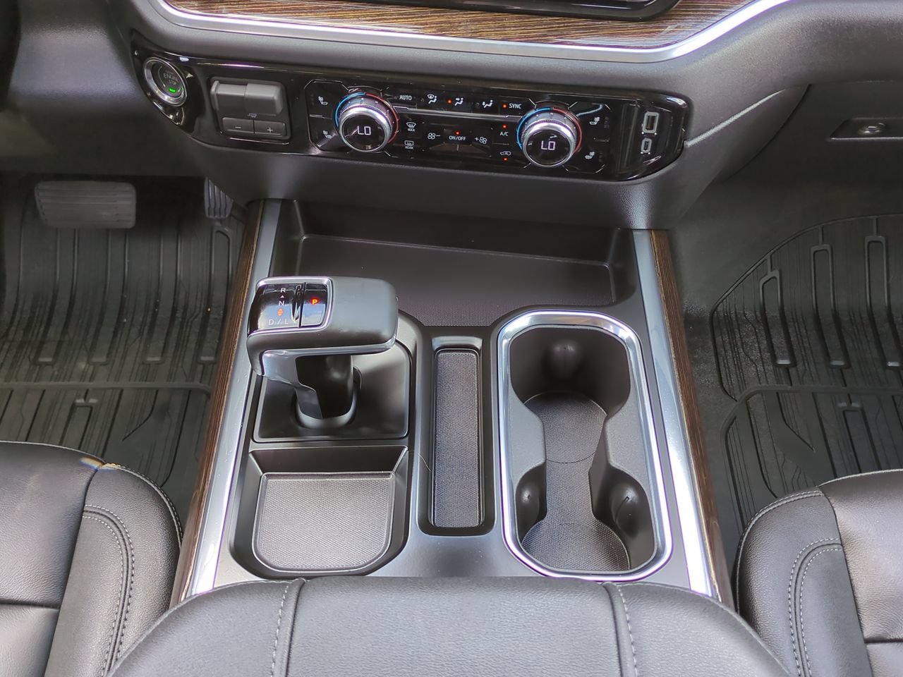 New 2026 GMC Sierra 1500 Elevation w/ Elevation Premium Package AWD/4WD image 19