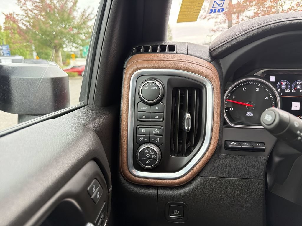 Certified 2023 Chevrolet Silverado 3500 High Country w/ Z71 Off-Road Package AWD/4WD image 19