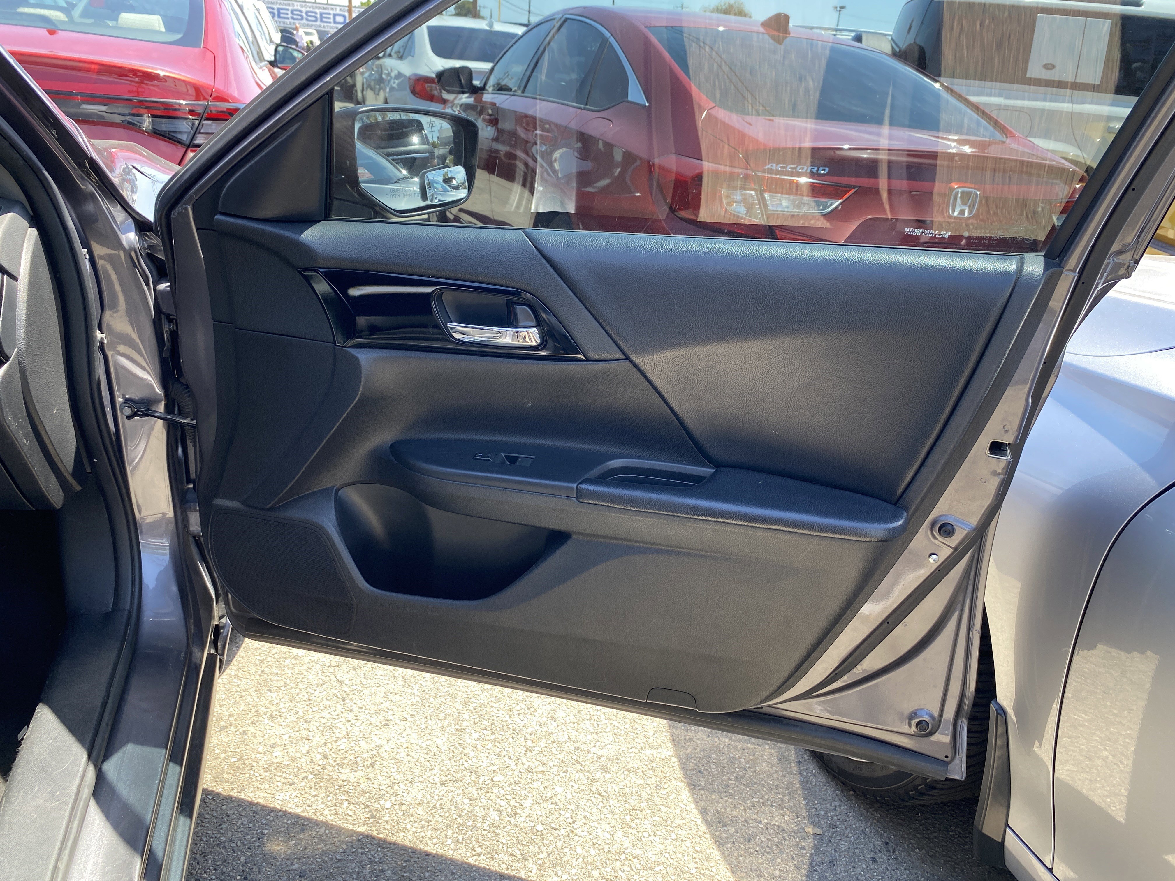 Used 2017 Honda Accord LX image 20