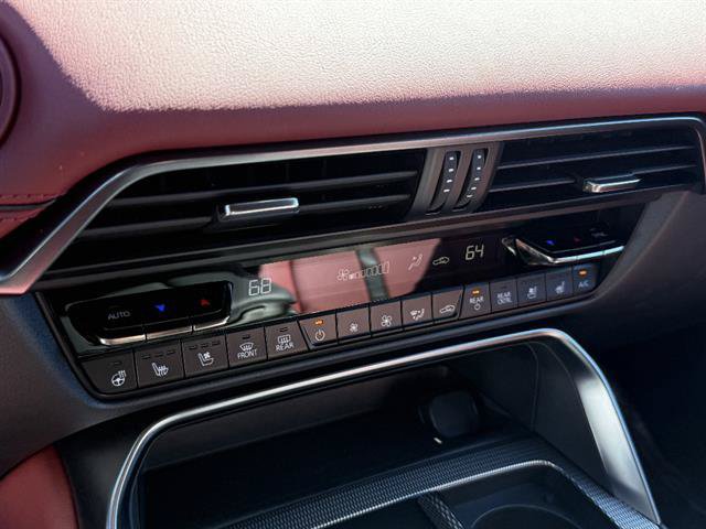 New 2025 MAZDA CX-70 Plug-In Hybrid w/ Premium Plus AWD/4WD image 15