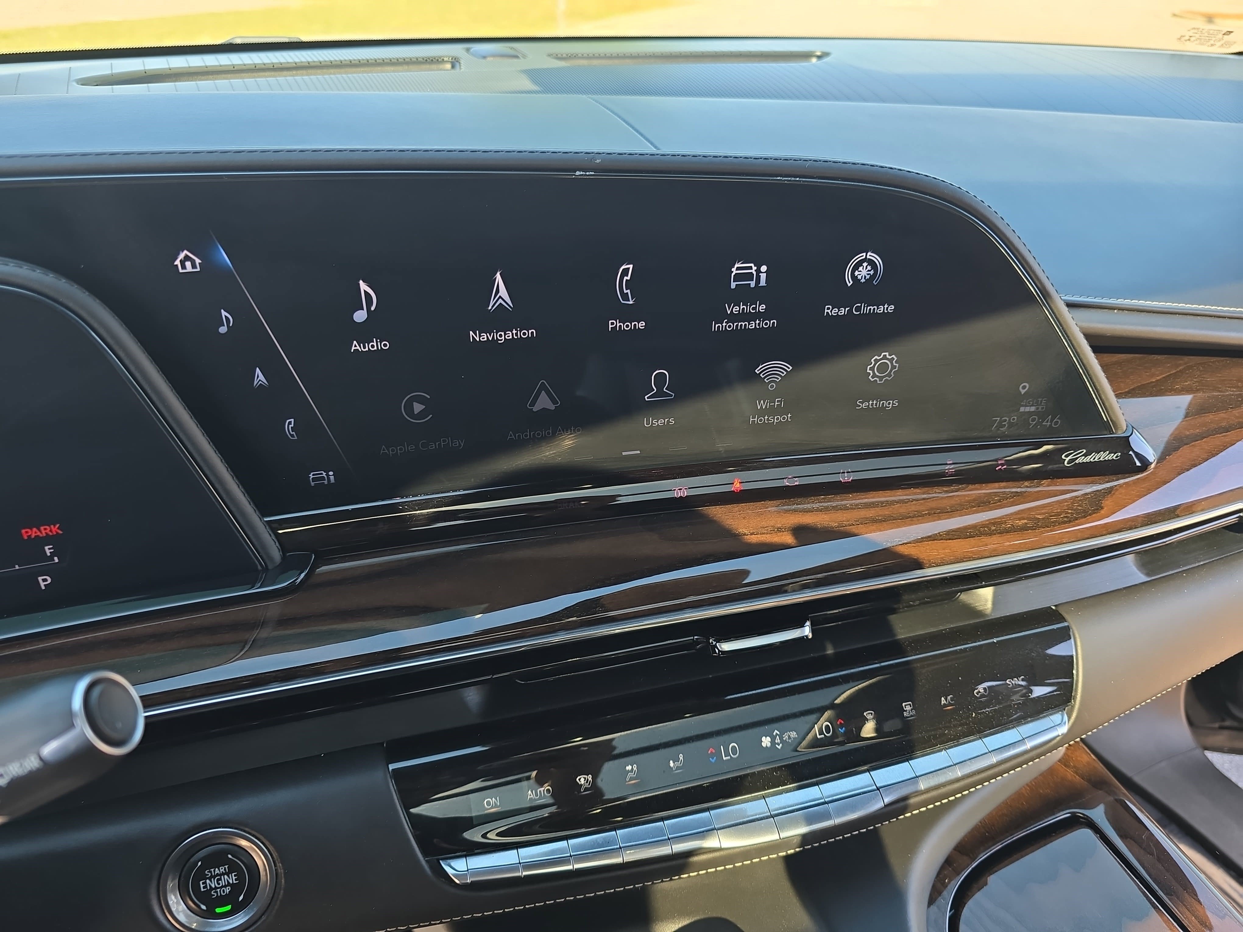 Used 2021 Cadillac Escalade ESV Sport Platinum w/ Heavy-Duty Trailer Package AWD/4WD image 23