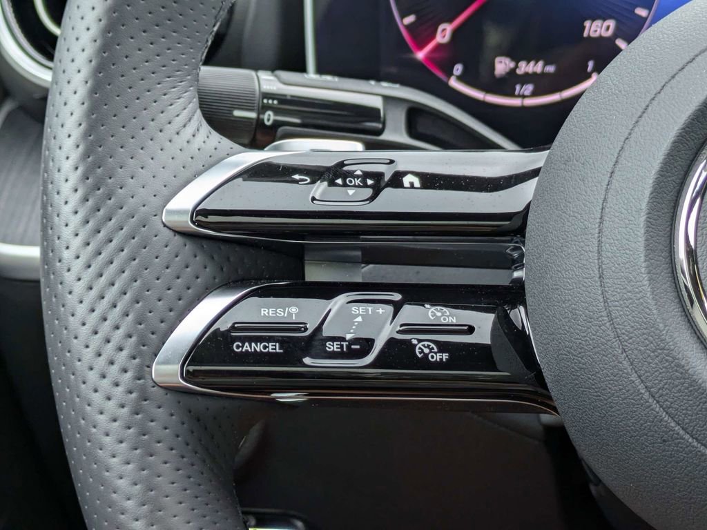 Used 2024 Mercedes-Benz C 300 Sedan image 25