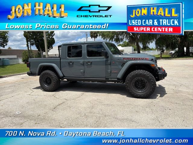 Used 2025 Jeep Gladiator Mojave AWD/4WD image 19