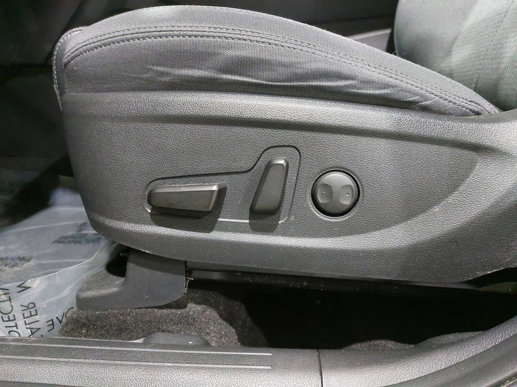 Used 2021 Hyundai Santa Fe SEL image 30