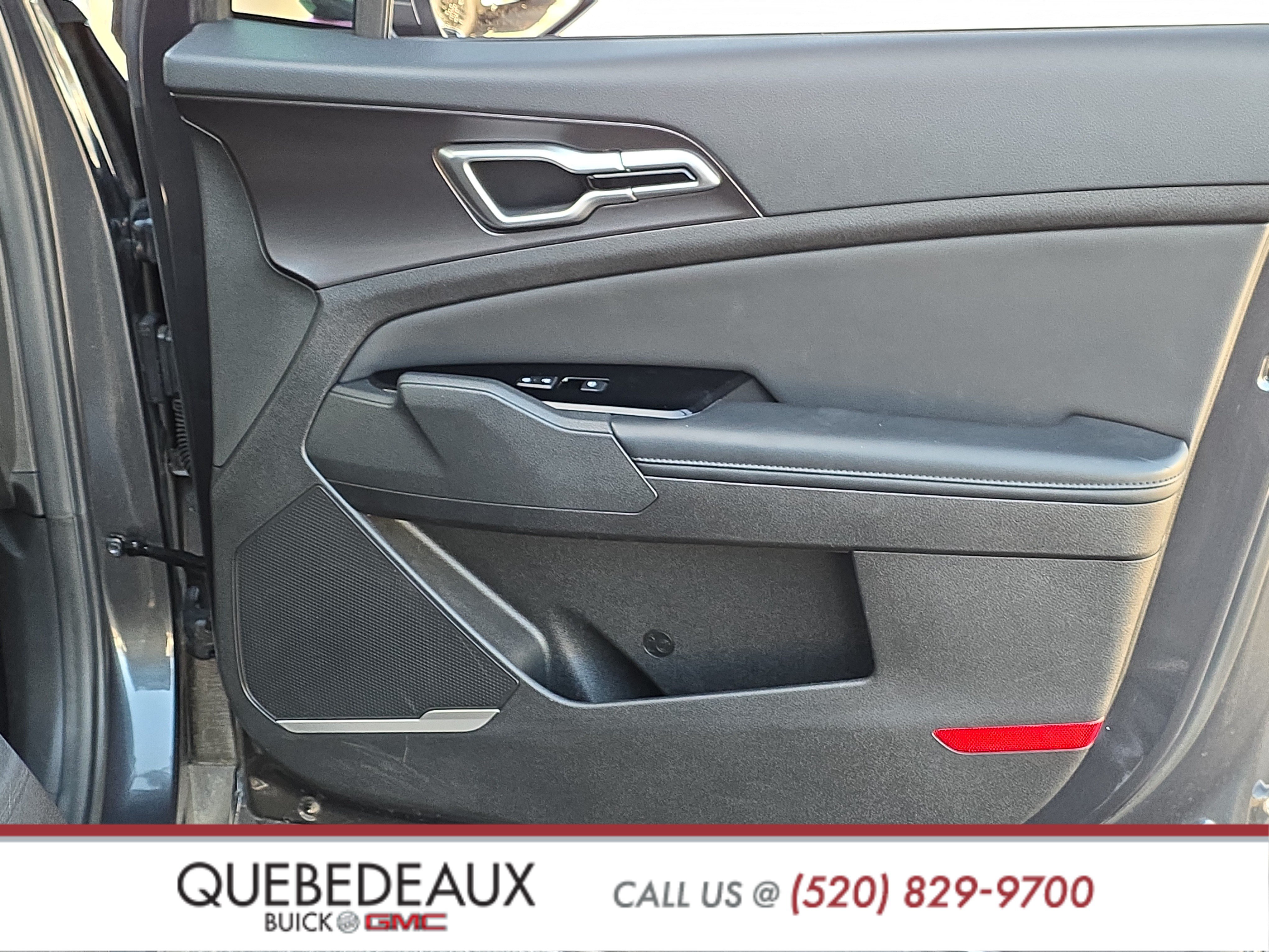 Used 2023 Kia Sportage EX FWD image 28