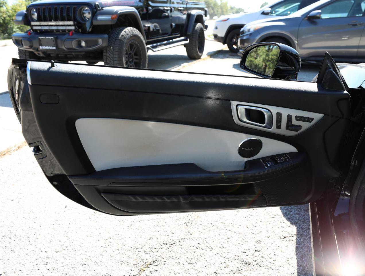 Used 2013 Mercedes-Benz SLK 250 image 16