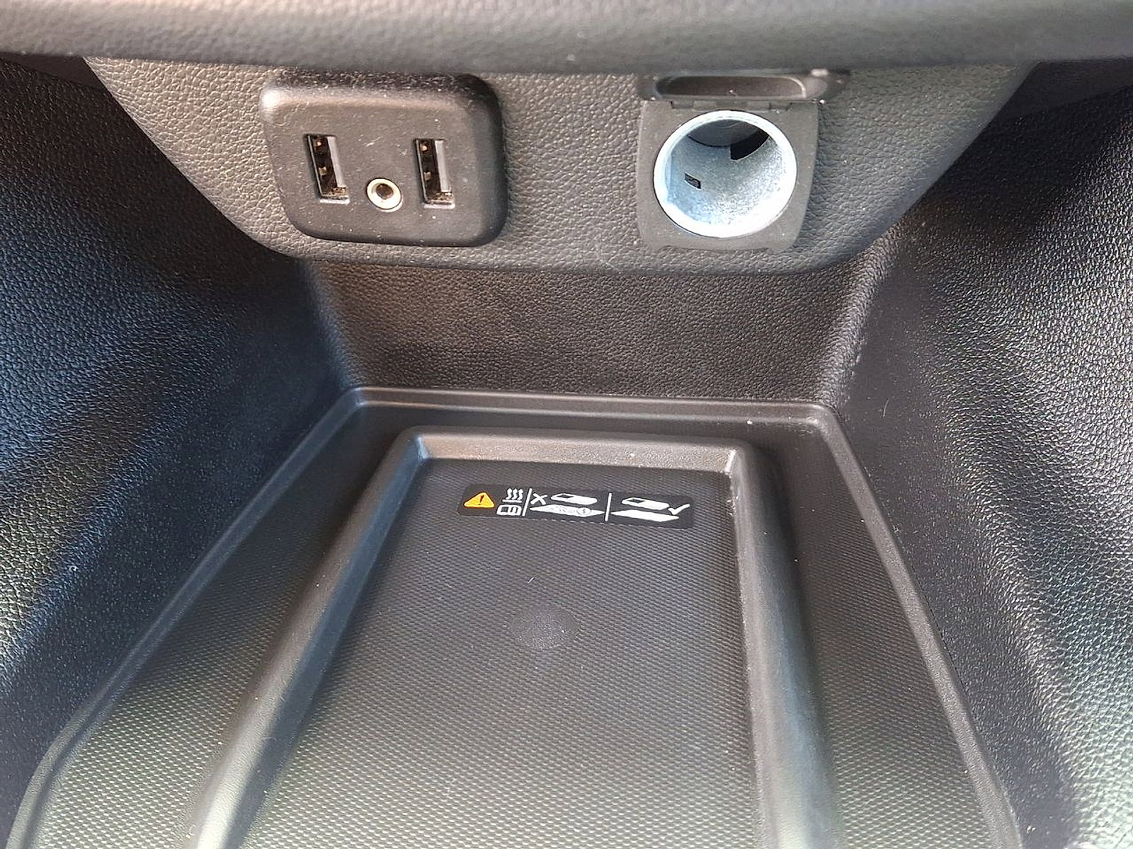 Certified 2023 Chevrolet Traverse LT image 33