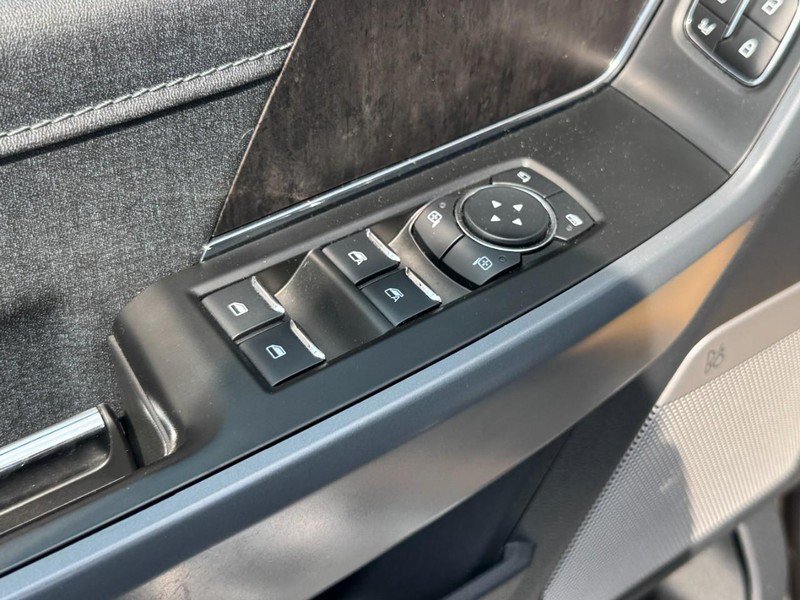 Used 2023 Ford F150 Lariat AWD/4WD image 22