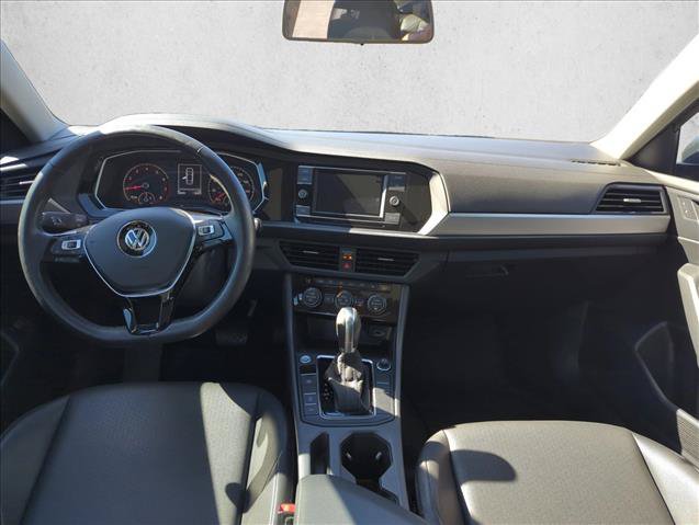 Used 2019 Volkswagen Jetta SE w/ Cold Weather Package FWD image 29