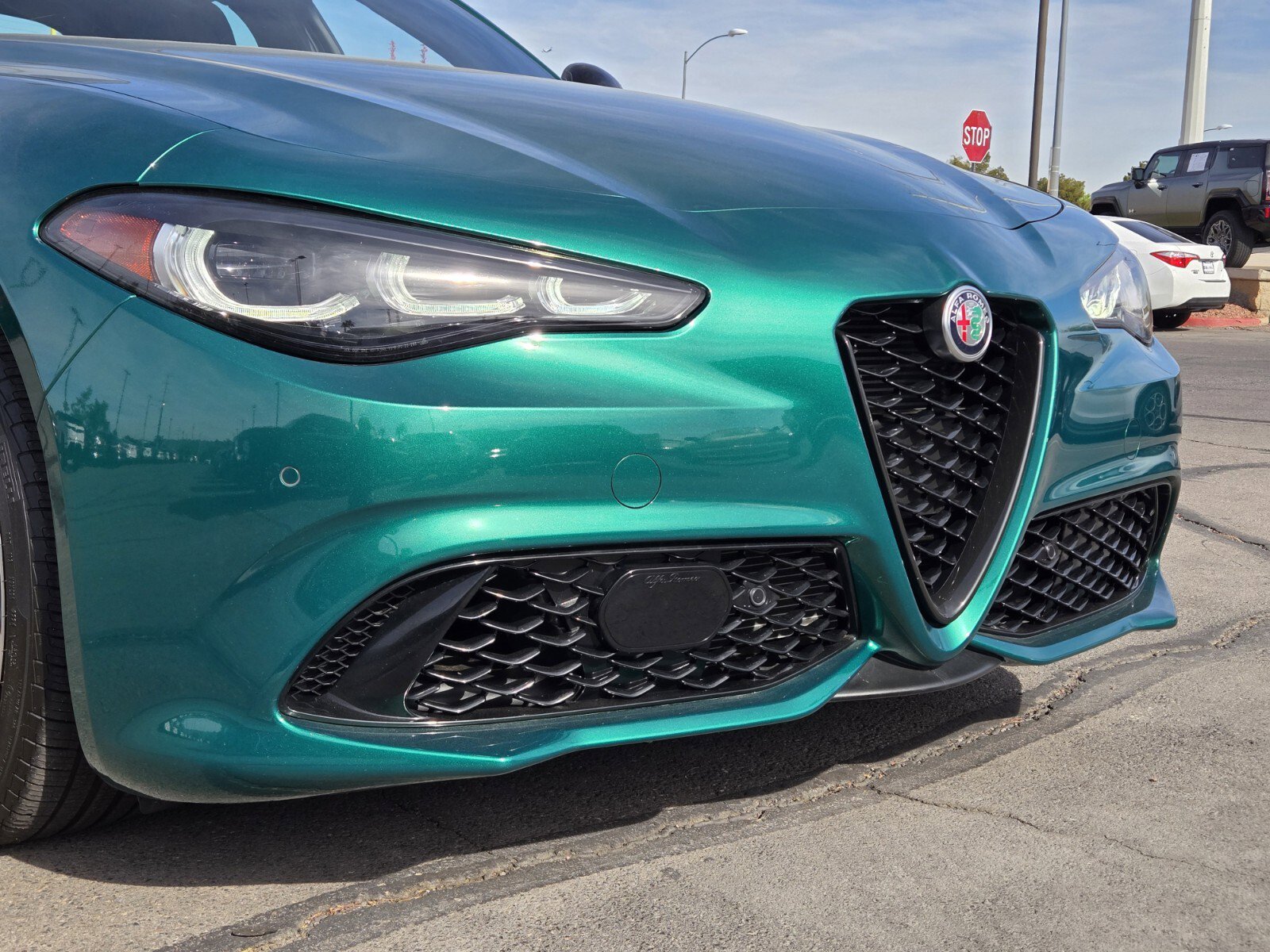 Used 2025 Alfa Romeo Giulia AWD image 8