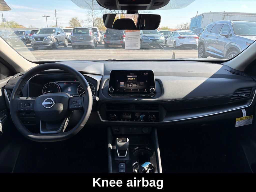 Used 2026 Nissan Rogue SV AWD/4WD image 15