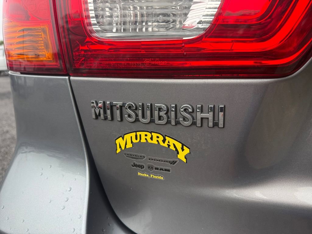 Used 2019 Mitsubishi Outlander Sport SE FWD image 17