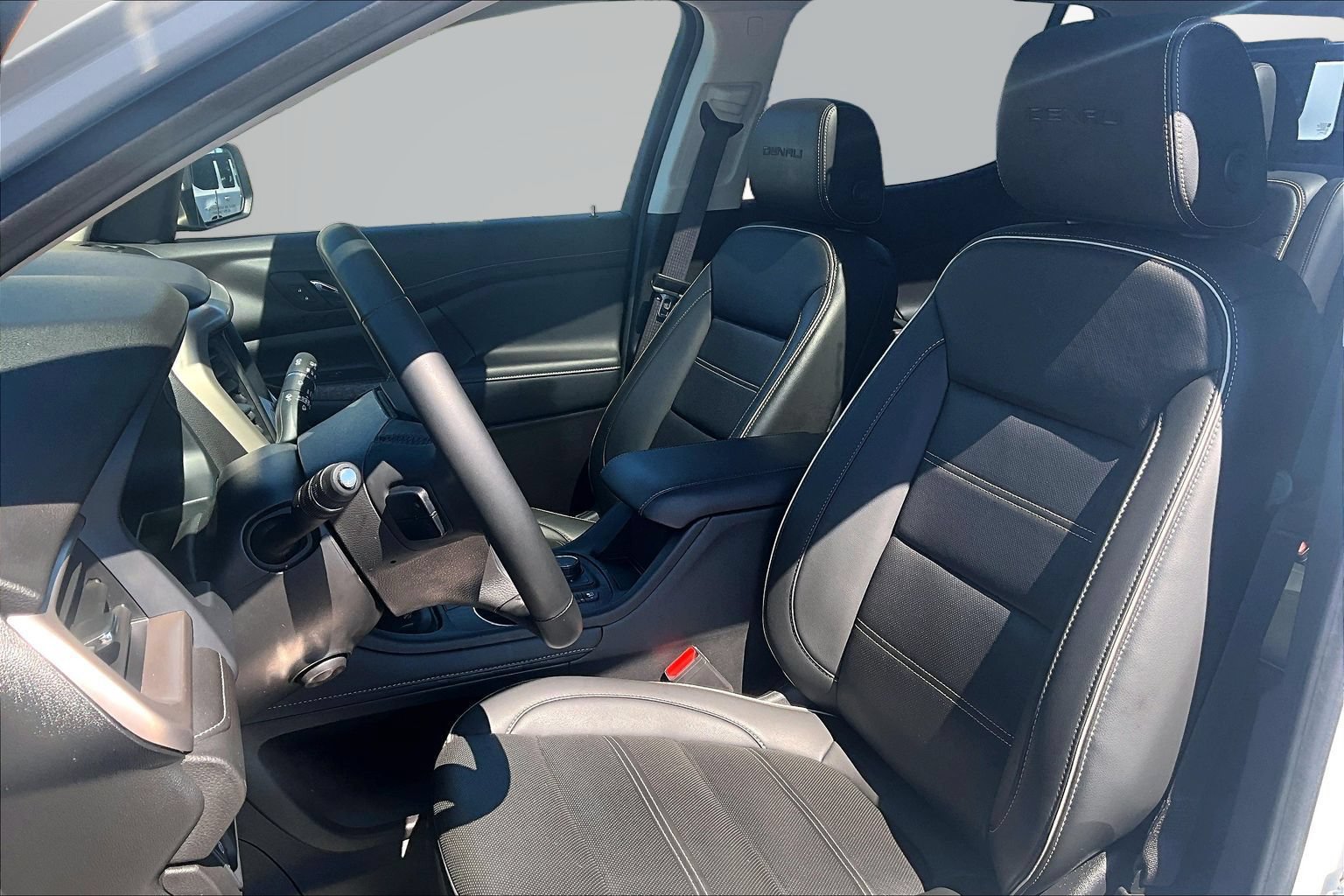 Used 2023 GMC Acadia Denali AWD/4WD image 22