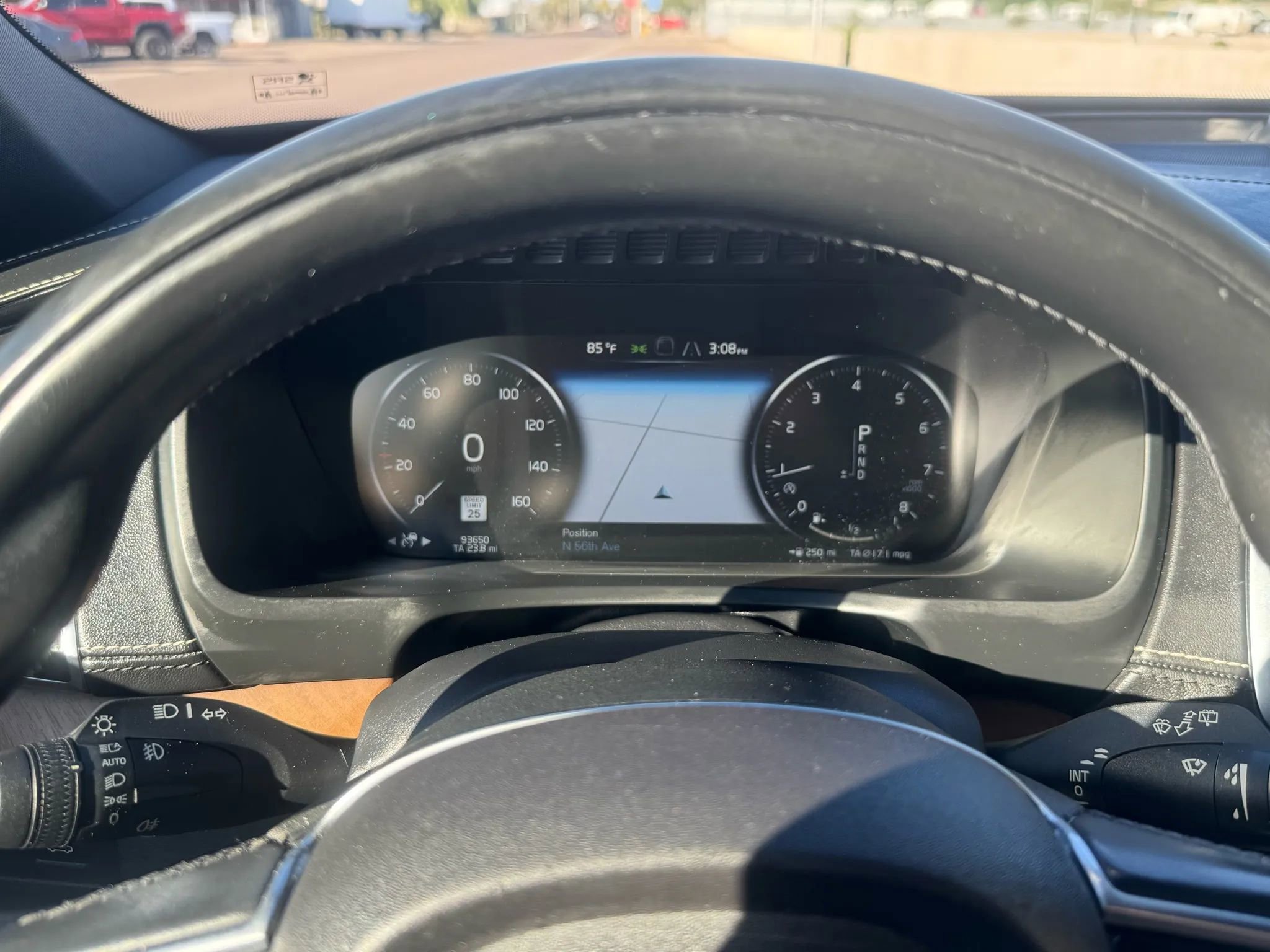 Used 2016 Volvo XC90 T6 image 11