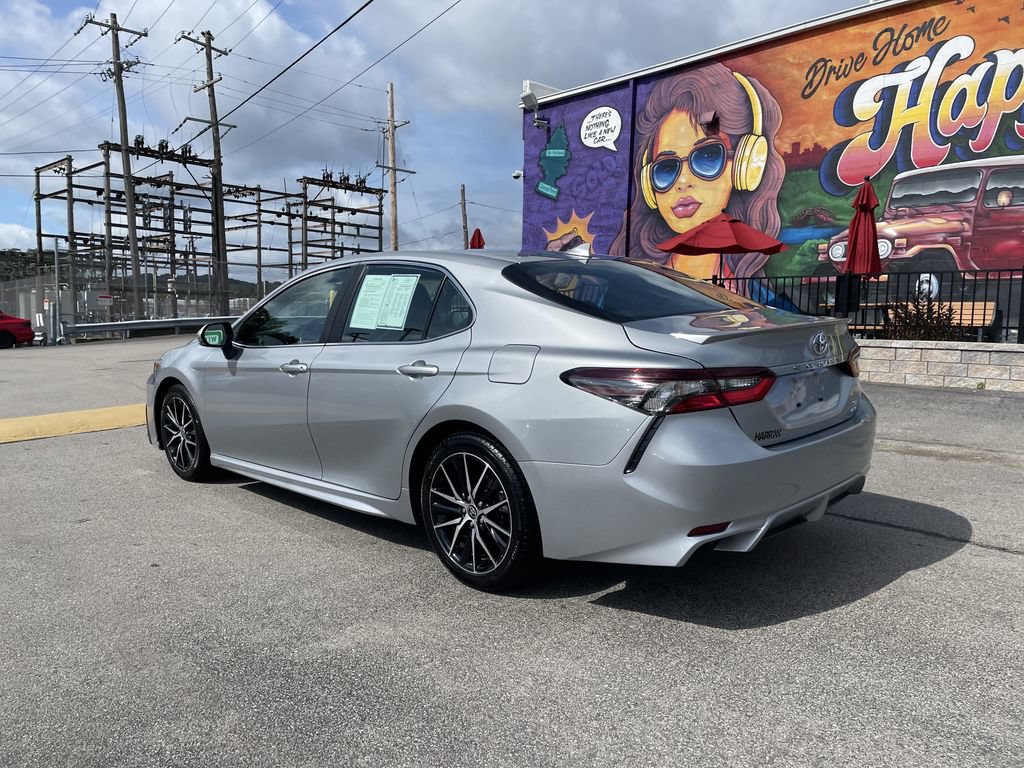 Certified 2024 Toyota Camry SE w/ Cold Weather Package AWD/4WD image 3
