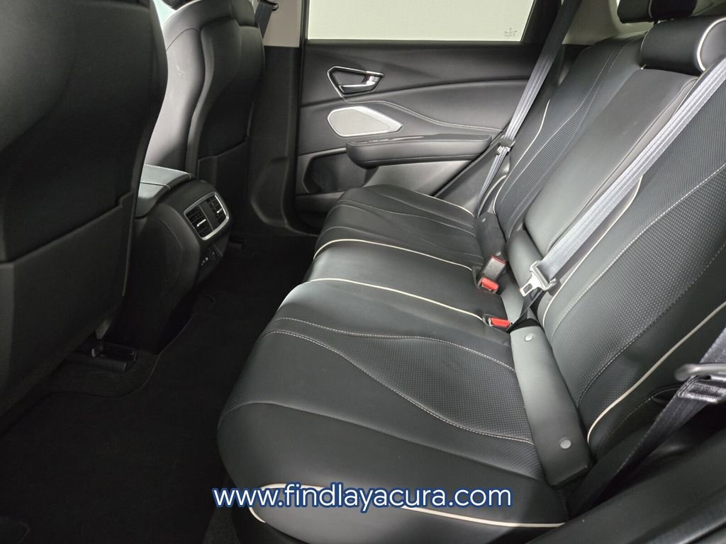 Used 2024 Acura RDX SH-AWD w/ Advance Package image 12