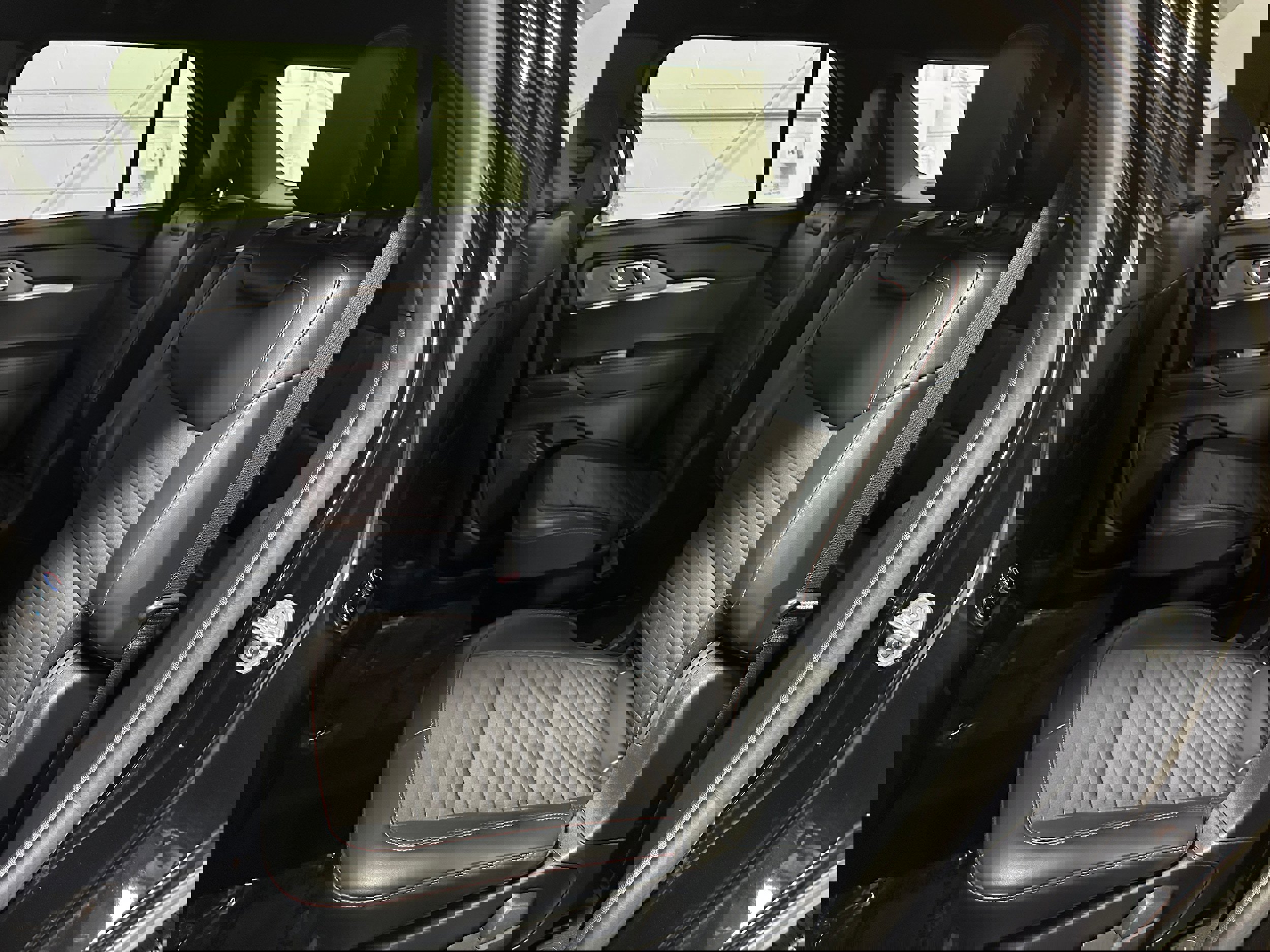 Certified 2025 Ford Explorer ST-Line image 9