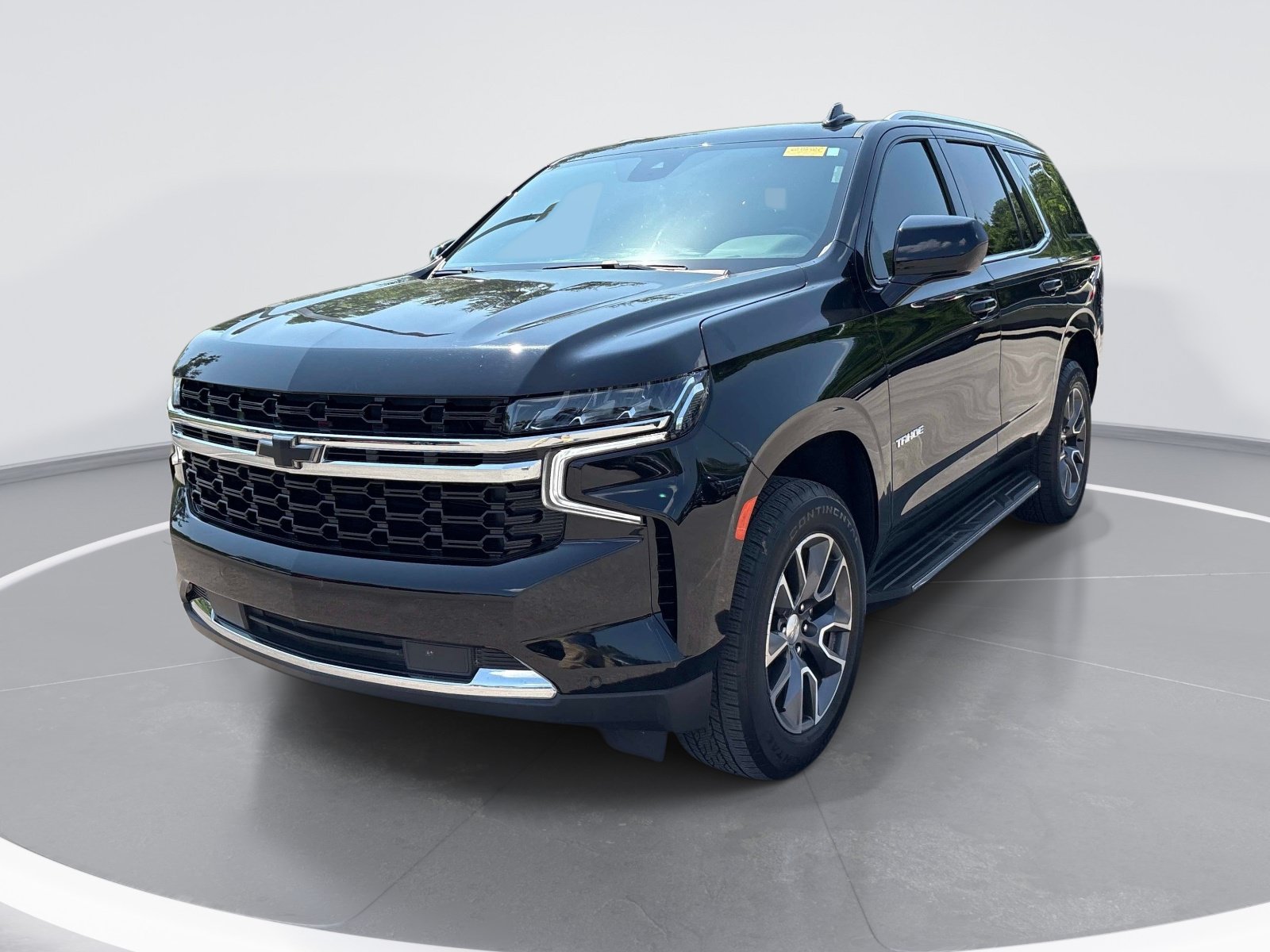 Used 2023 Chevrolet Tahoe LS w/ Driver Alert Package AWD/4WD image 3