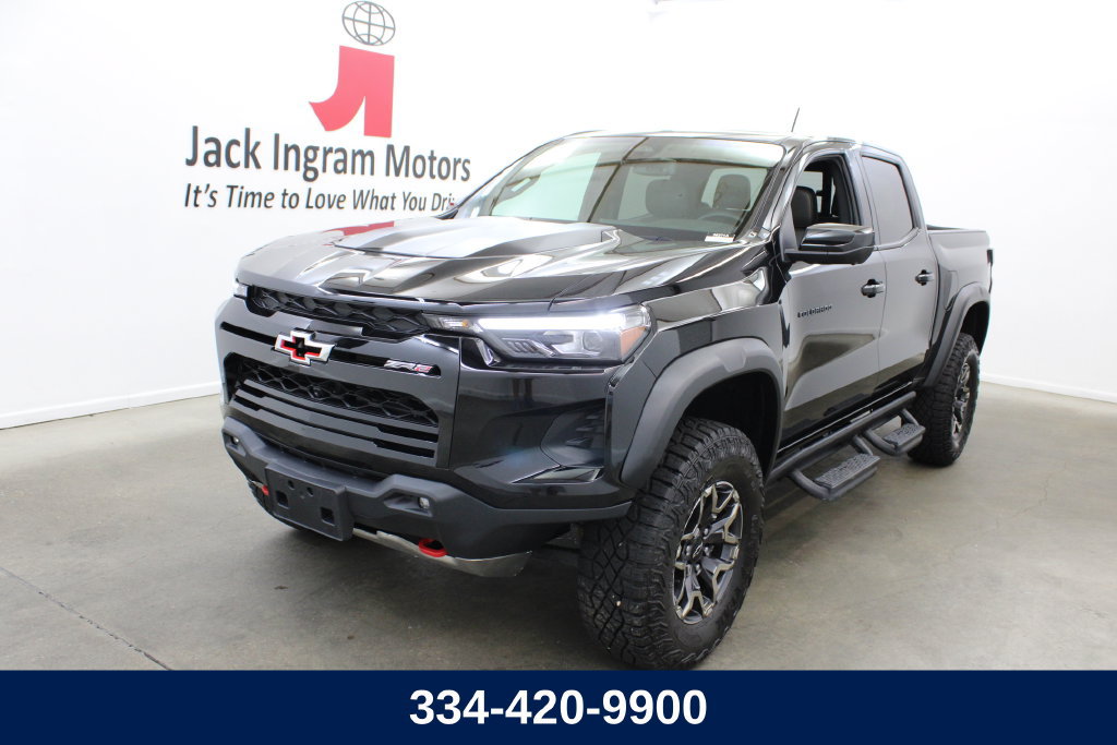 Used 2025 Chevrolet Colorado ZR2 w/ Technology Package