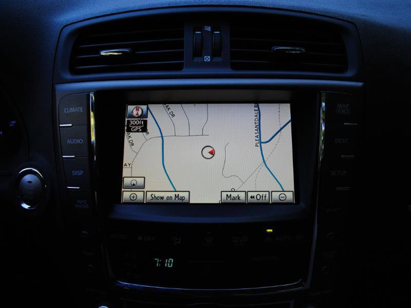 Used 2011 Lexus IS 350C w/ Luxury Pkg RWD image 20