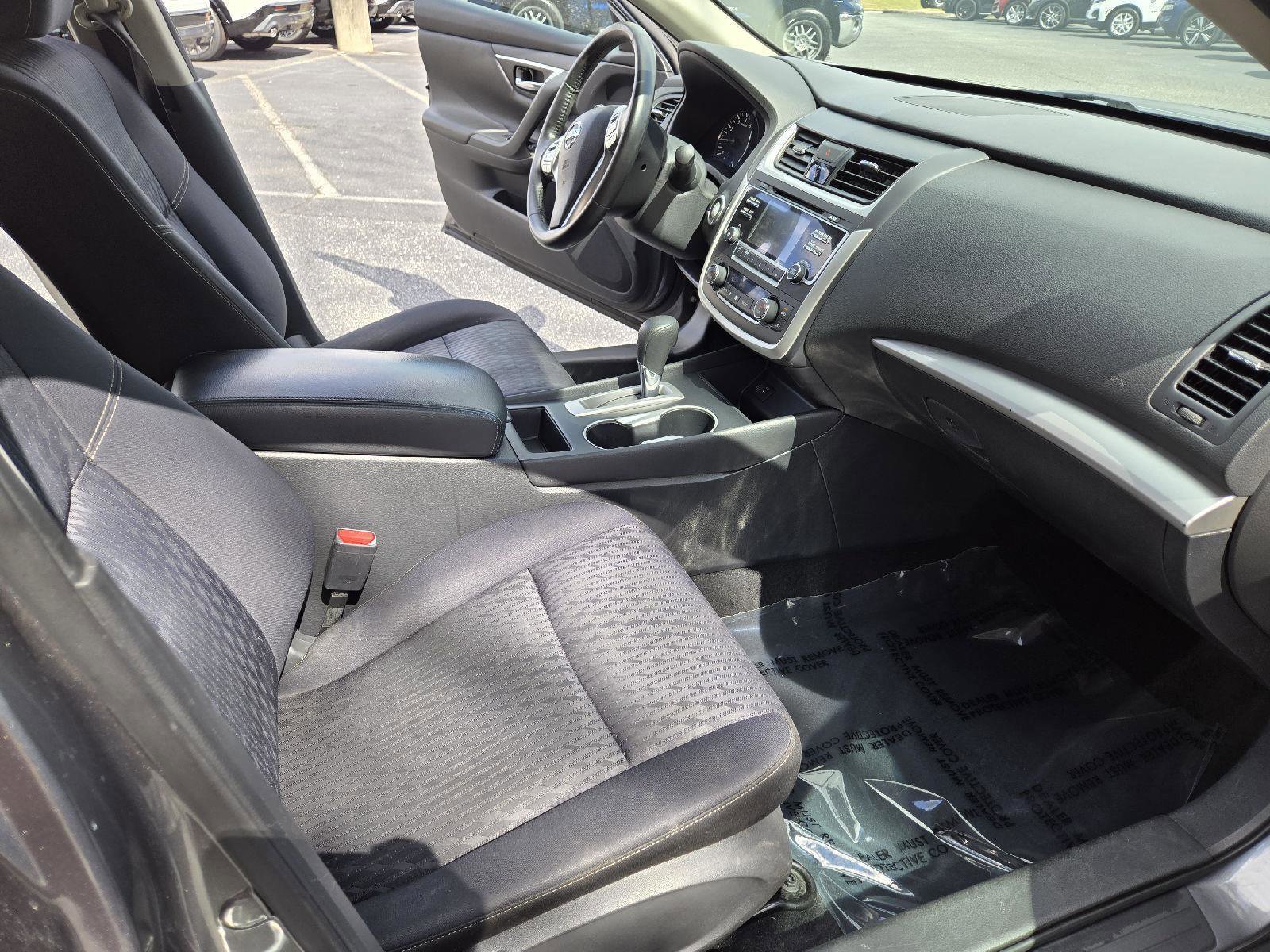 Used 2017 Nissan Altima 2.5 SV image 21