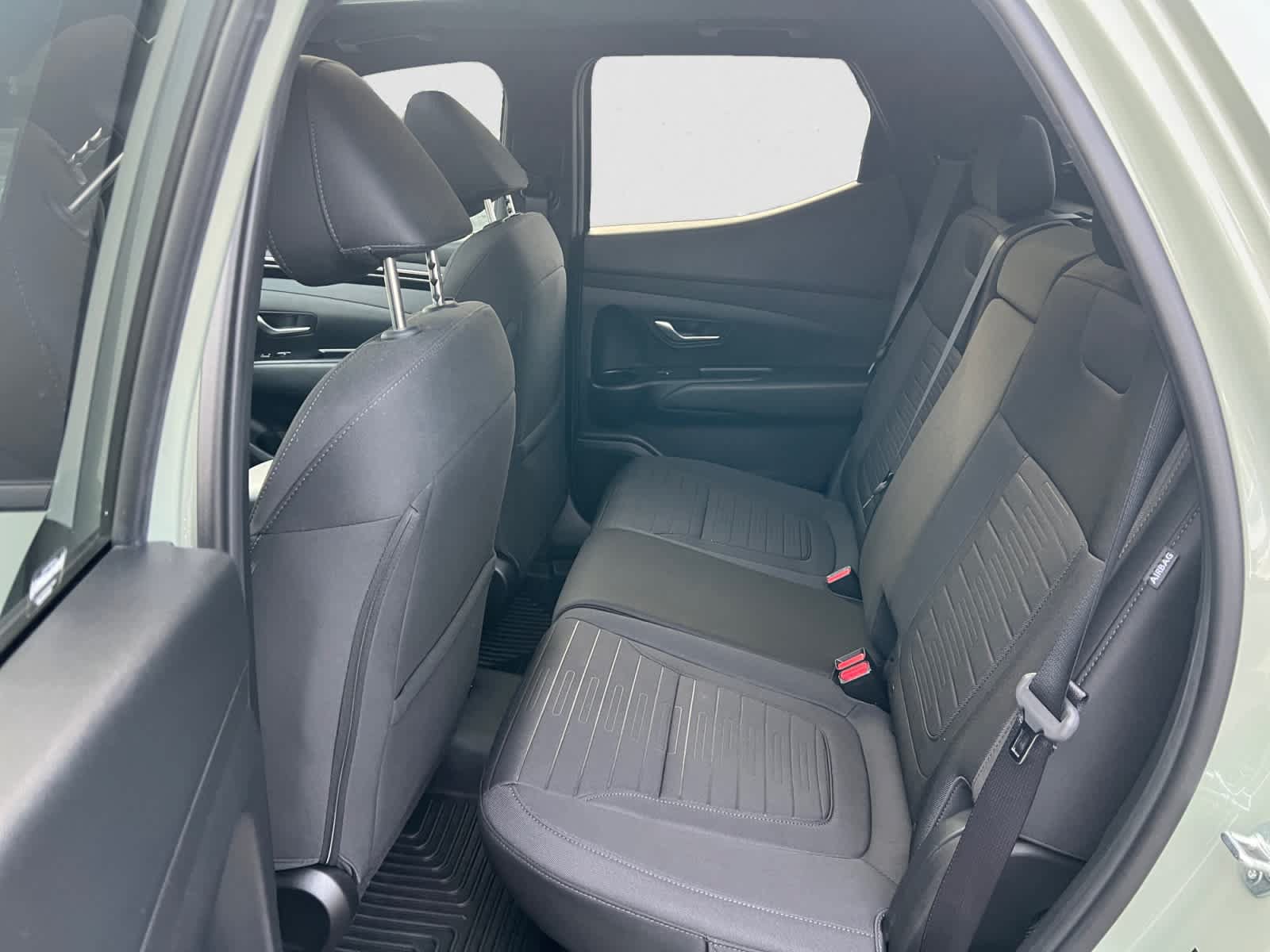 Used 2024 Hyundai Santa Cruz SEL w/ Activity Package FWD image 11