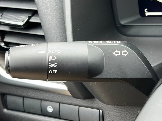 New 2026 Nissan Rogue Platinum image 15