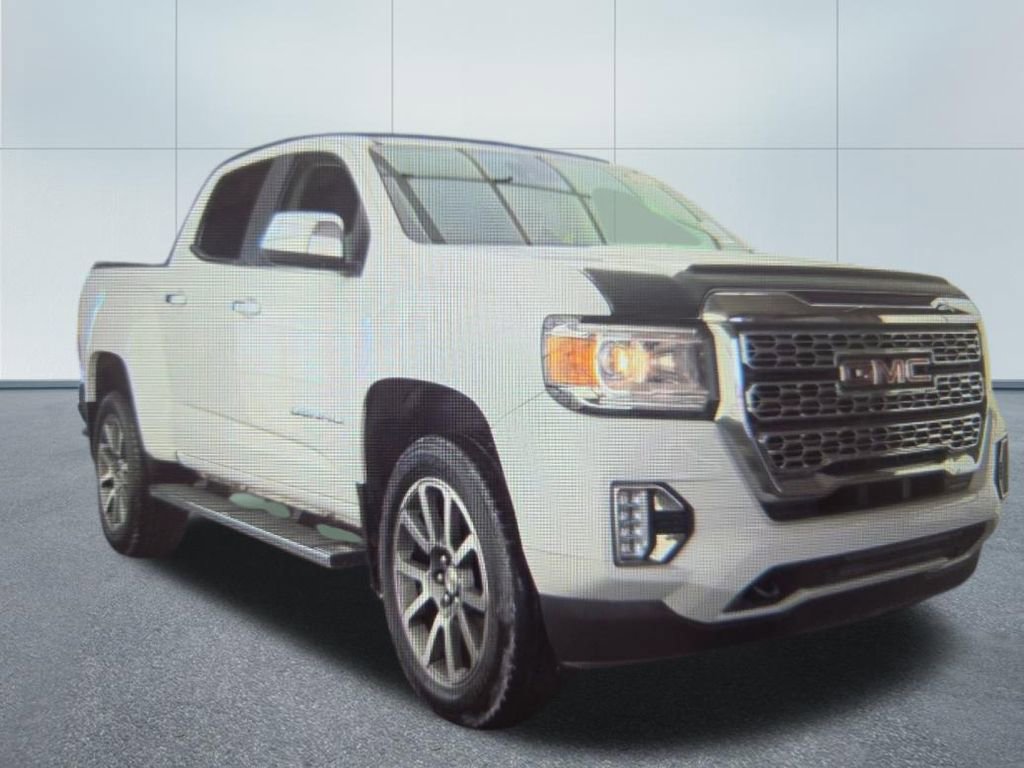 Used 2021 GMC Canyon Denali image 2