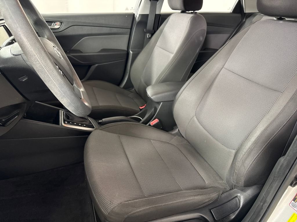 Used 2020 Hyundai Accent SEL image 11