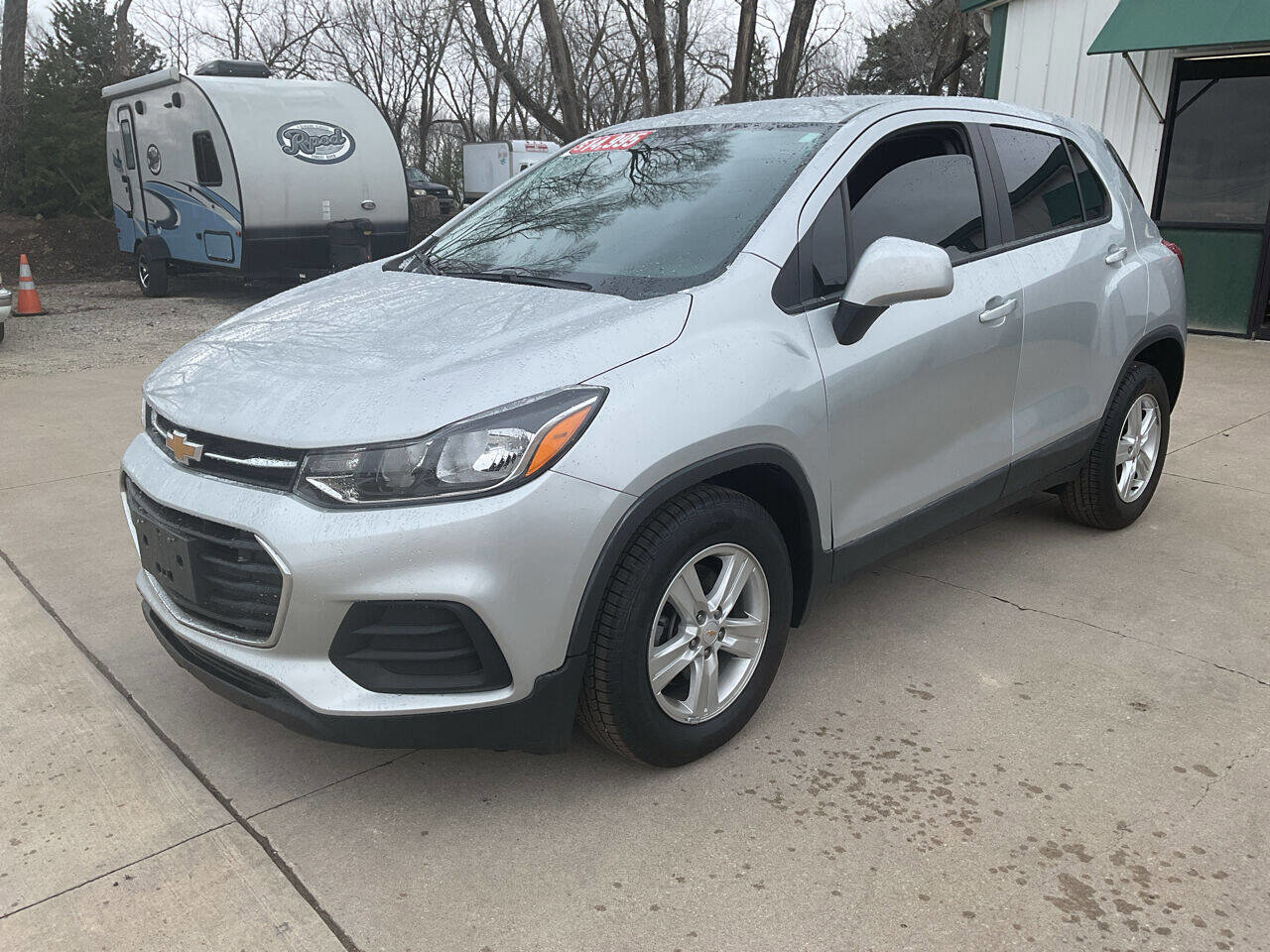 Used 2021 Chevrolet Trax LS w/ Tint and Cruise Package image 5