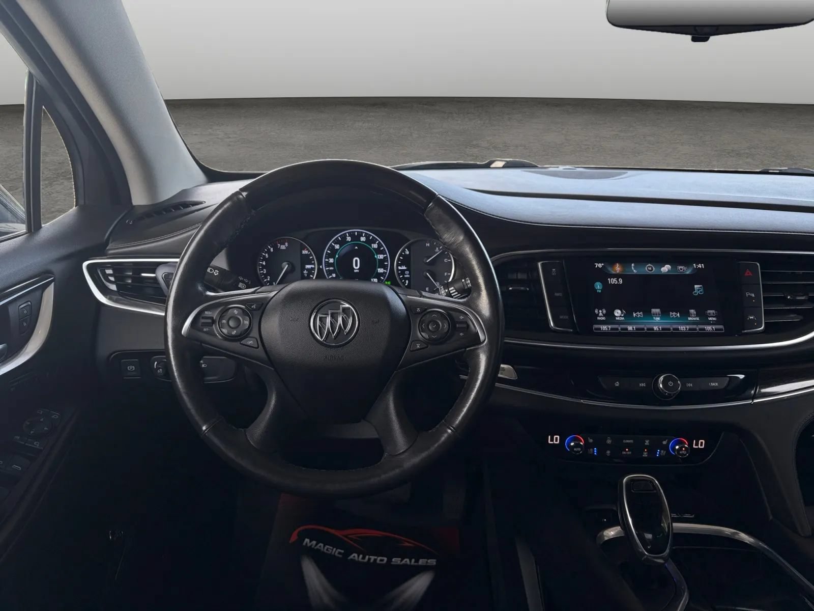 Used 2019 Buick Enclave Avenir w/ Avenir Technology Package AWD/4WD image 30