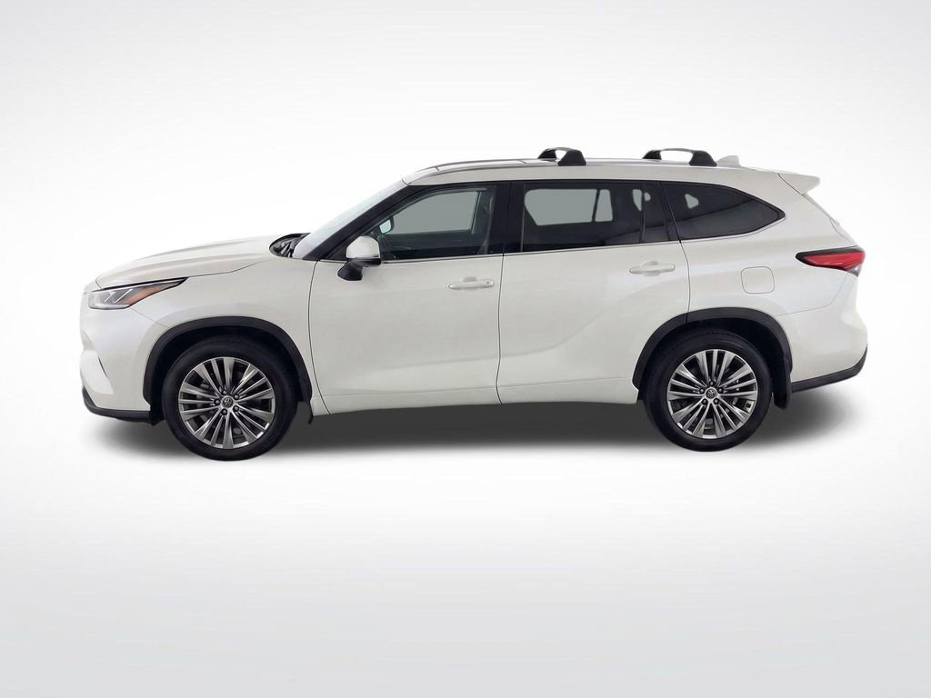 Used 2022 Toyota Highlander Platinum image 8